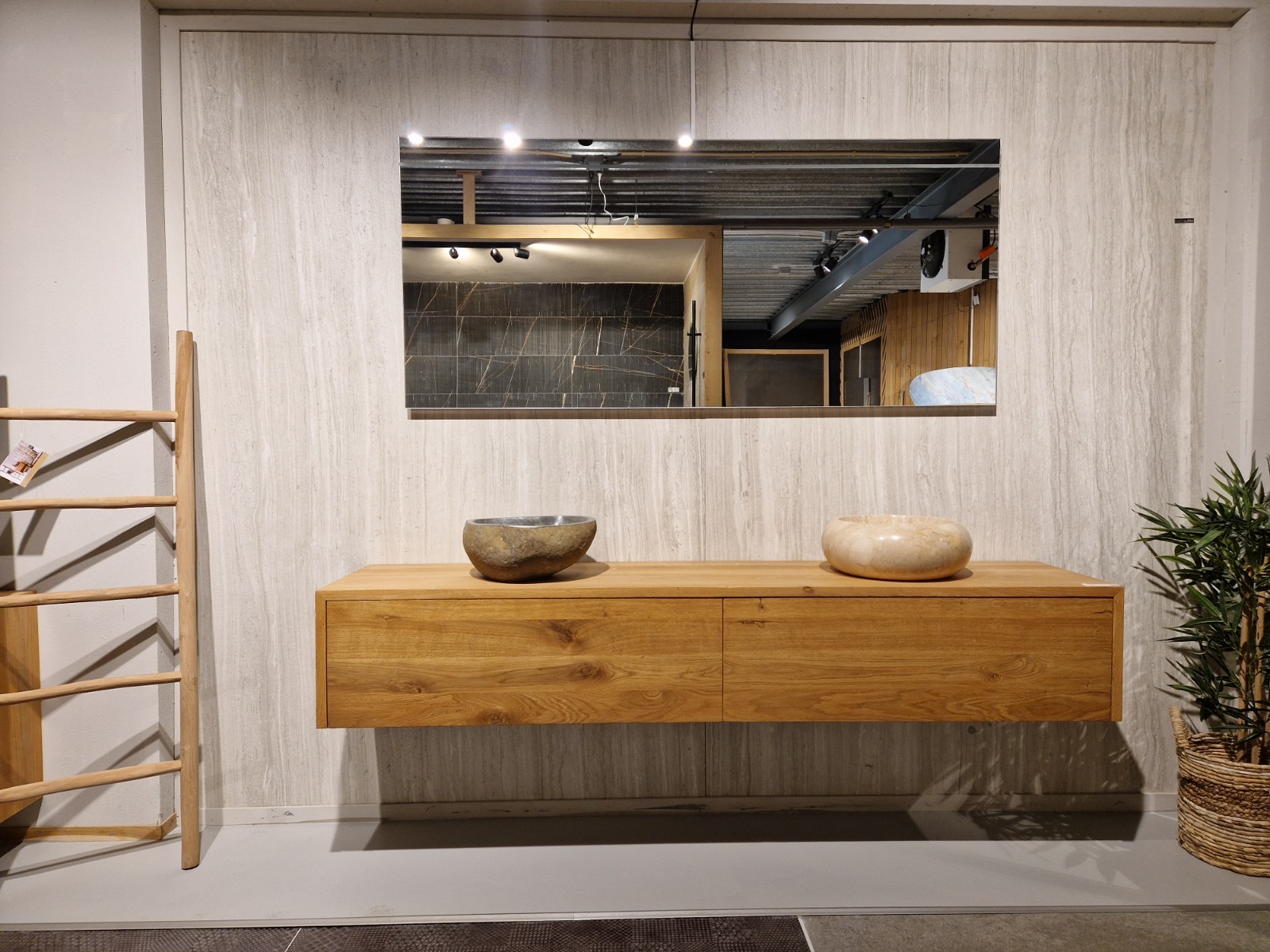 Eiken Badmeubel Stavanger belichaamt modern Scandinavisch design - view 4