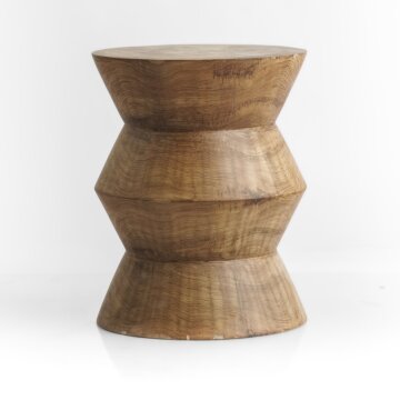 Massief teakhouten kruk Kora Ø35 × H45 cm in naturel teak – vooraanzicht