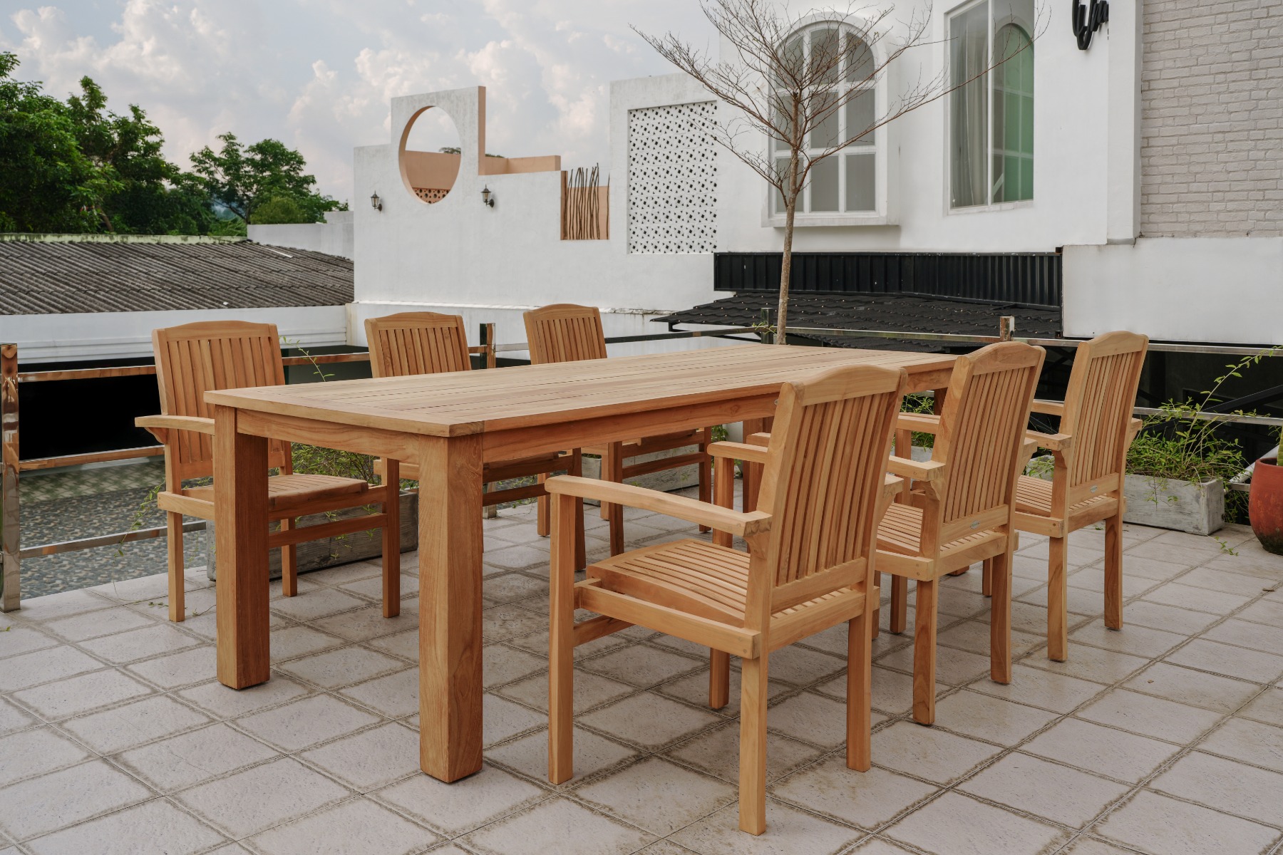 Teakea Teakhouten Tuinset met 6 Ibiza stapelbare teakstoelen en Nelson tuintafel 250x100 cm – luxe, duurzame tuinset van FSC teak voor buiten

 - view 3