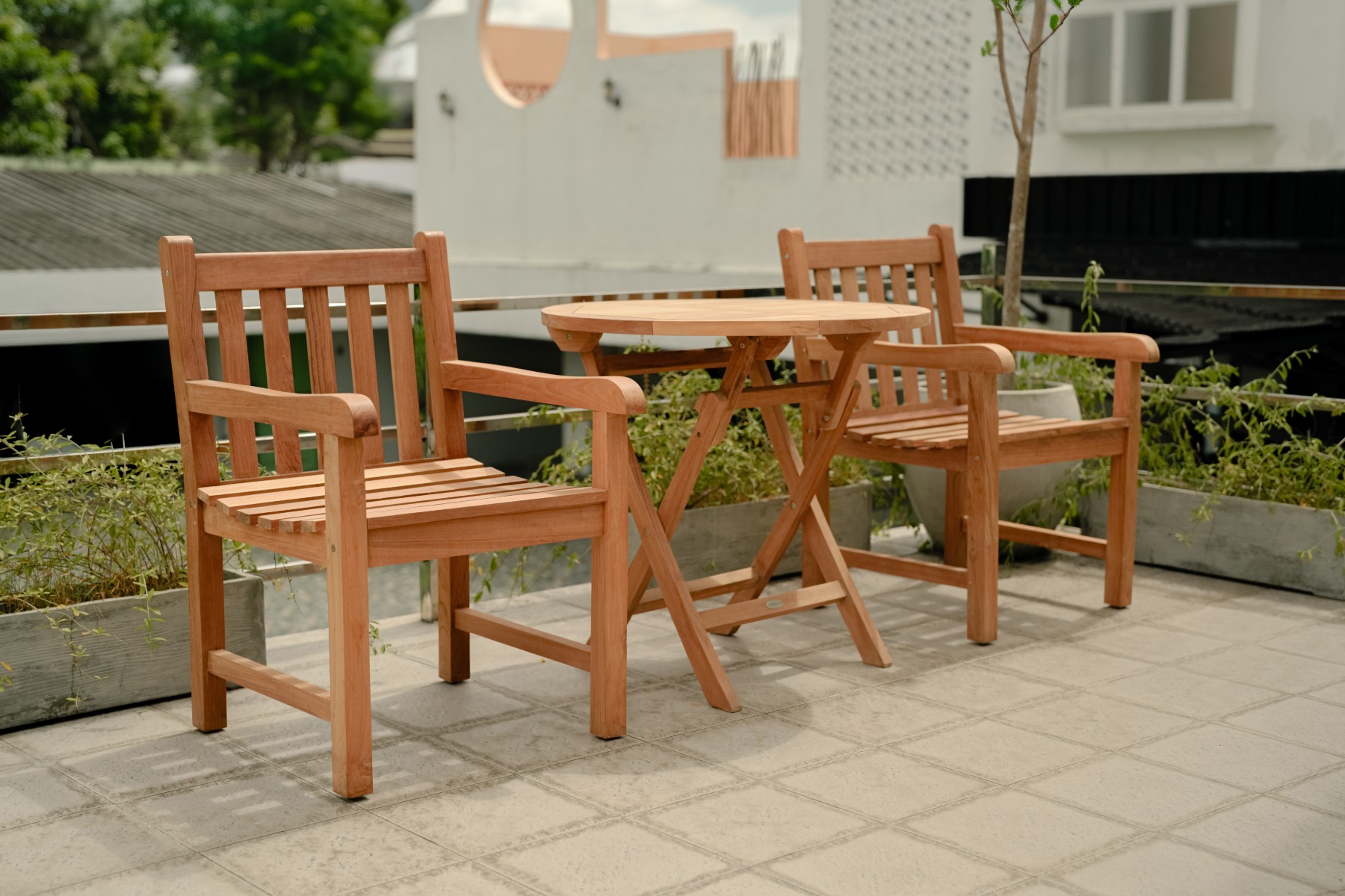 Teakea Teakhouten Tuinset met 2 Beaufort tuinstoelen en ronde teak klaptafel Ø80 cm – compacte, inklapbare set van FSC teak - alternate view