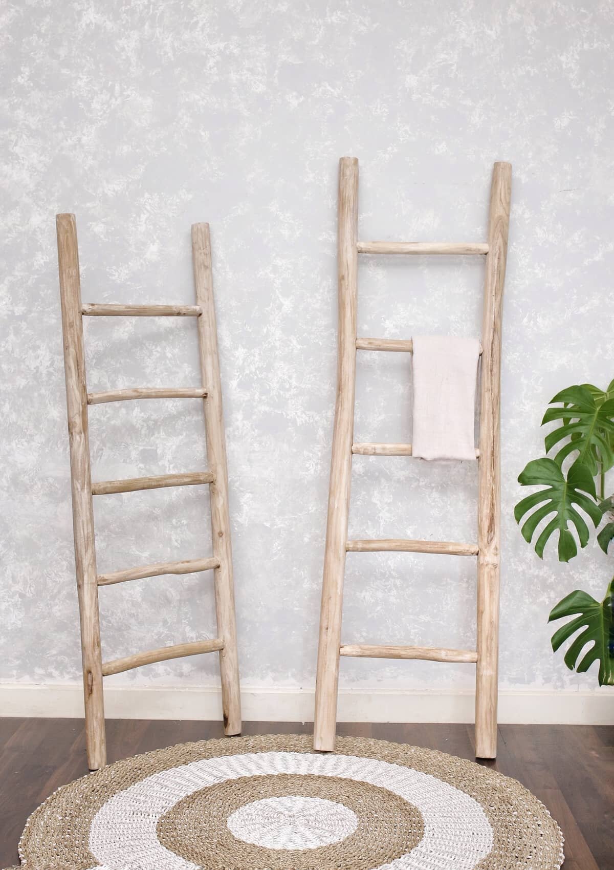 Teakhouten decoratie ladder Rustiek Wit | 50x5x175 - view 3 Teakhouten decoratie ladder Rustiek Wit | 50x5x175 - view 3